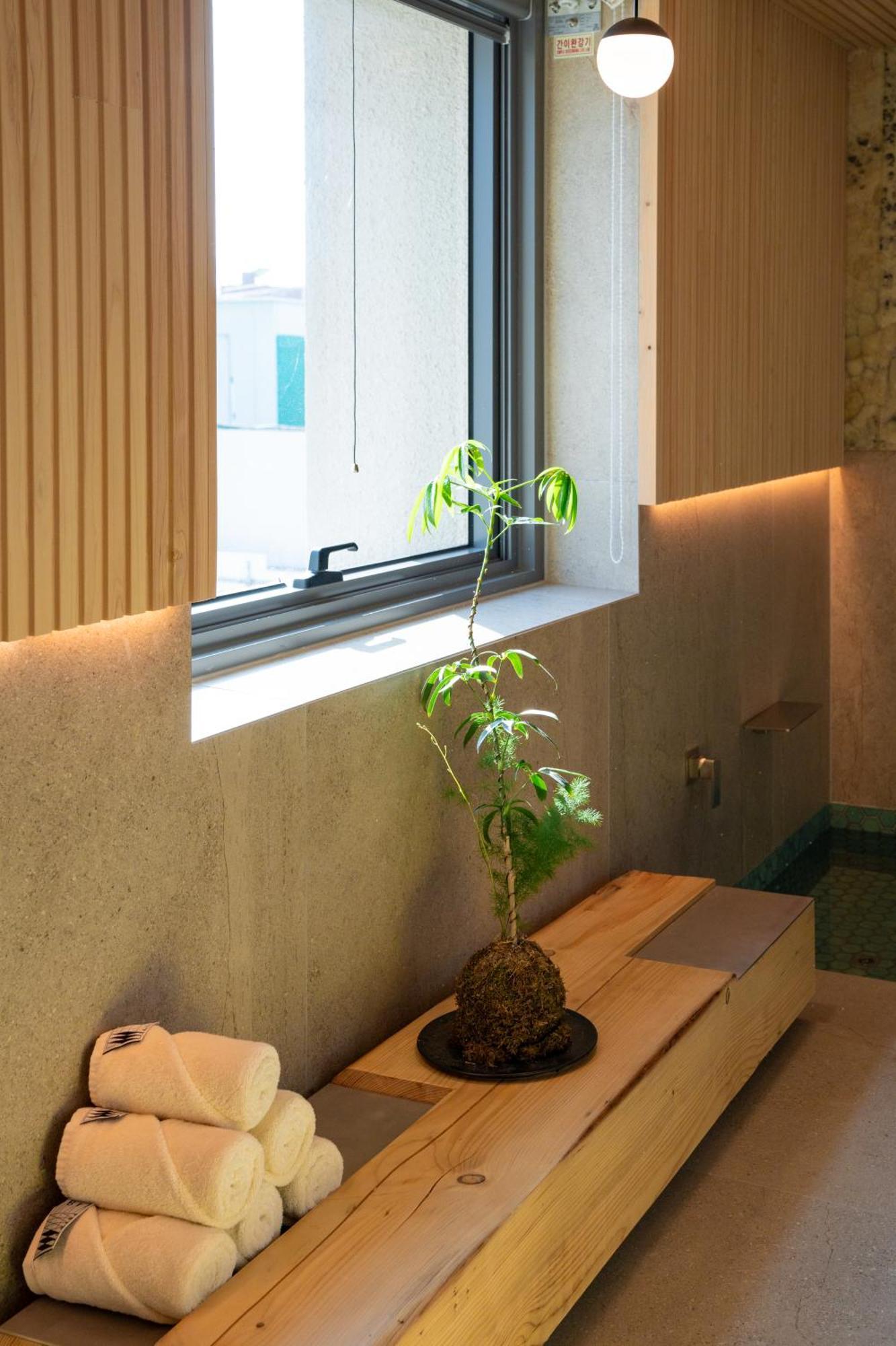 Pbr7 Hotel Unusual Stay 庆州 外观 照片